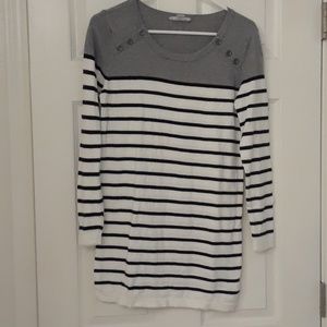 Motherhood maternity sweater